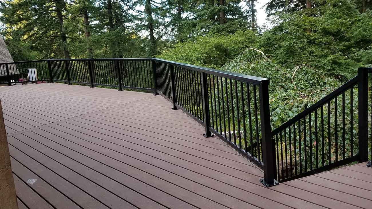 Deck Photo 9 - Composite Deck and Rail