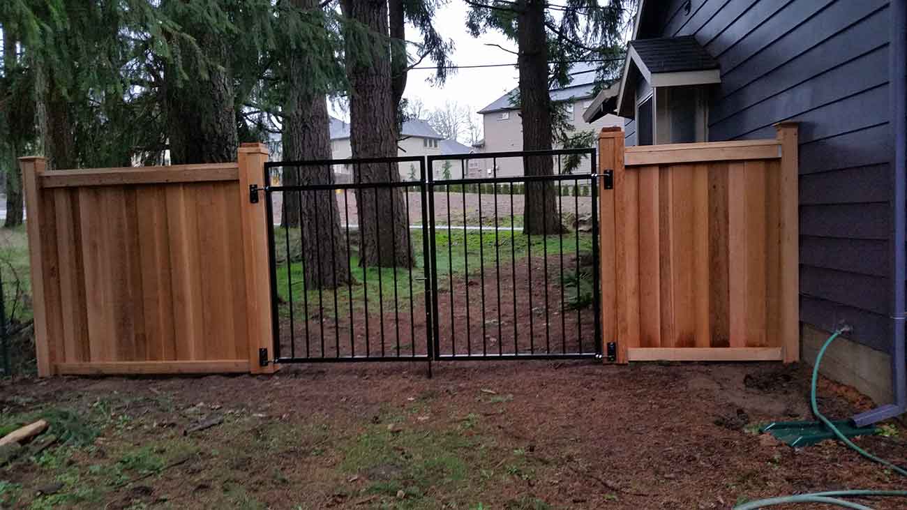 Gate Photo